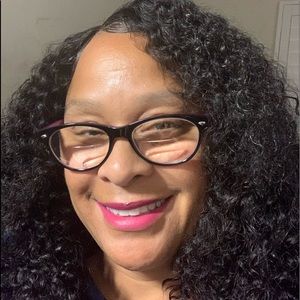 Meet your Posher, Sherry